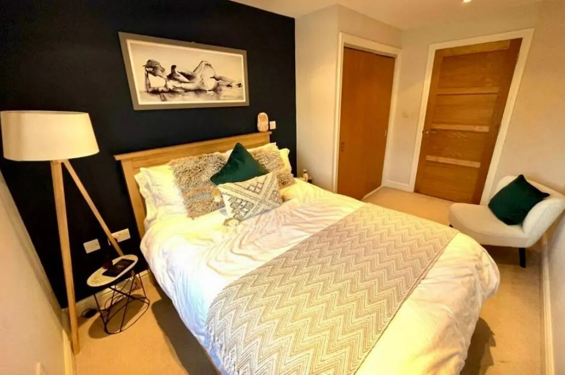 2 Bed, 2 Bath Apartment In Roundhay Leeds  0*, Leeds (West Yorkshire) Royaume-Uni