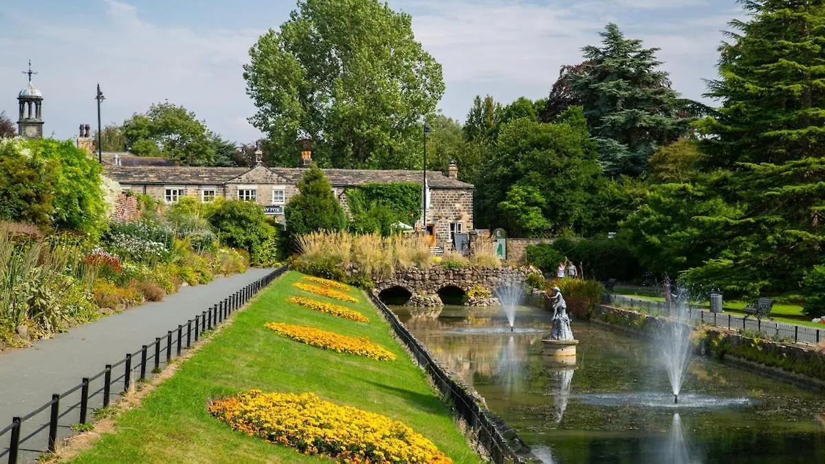 2 Bed, 2 Bath Apartment In Roundhay Leeds  Royaume-Uni